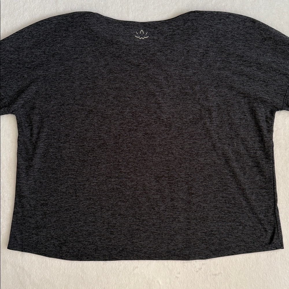 Beyond Yoga | Featherweight Morning Light Long Sleeve Pullover Top Gray/Black M - Picture 8 of 14